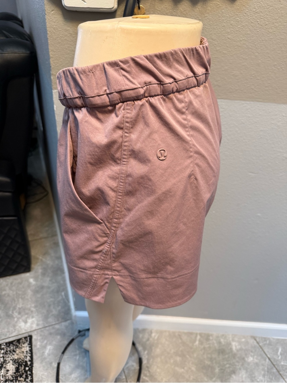 lululemon athletica High-Waist Drawstring Shorts in Dusty Mauve - Picture 4 of 5